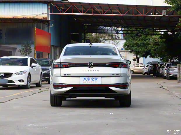 一汽-大众 迈腾 2024款 380TSI DSG至尊版 一汽-大众 迈腾 2024款 380TSI DSG至尊版