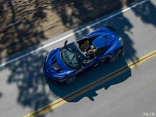 通用汽车 科尔维特 2025款 ZR1 Convertible 通用汽车 科尔维特 2025款 ZR1 Convertible
