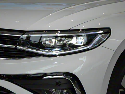 2025款 300TSI DSG尊行版 2025款 300TSI DSG尊行版