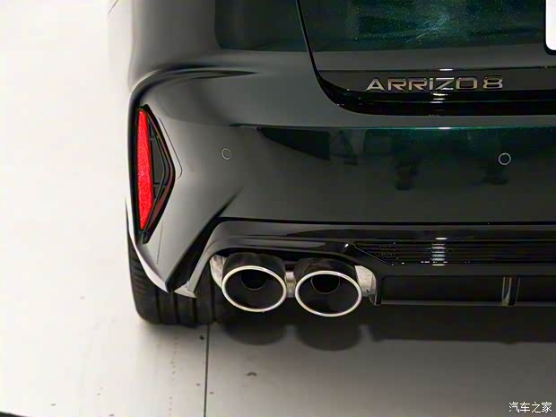 奇瑞汽车 艾瑞泽8 2024款 2.0T 御+ 奇瑞汽车 艾瑞泽8 2024款 2.0T 御+