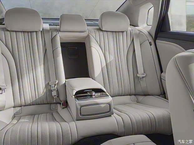 起亞(進(jìn)口) 起亞K8 2025款 基本型