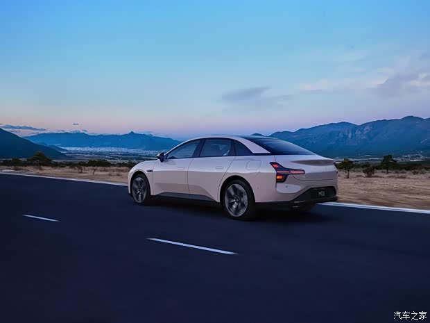 小鹏汽车 小鹏MONA M03 2025款 160kW 基本型