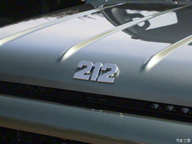 北京汽车制造厂 212 2024款 普通版 北京汽车制造厂 212 2024款 普通版