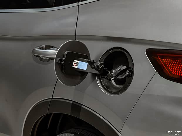 比亚迪 宋PLUS新能源 2025款 DM-i 160KM 旗舰型