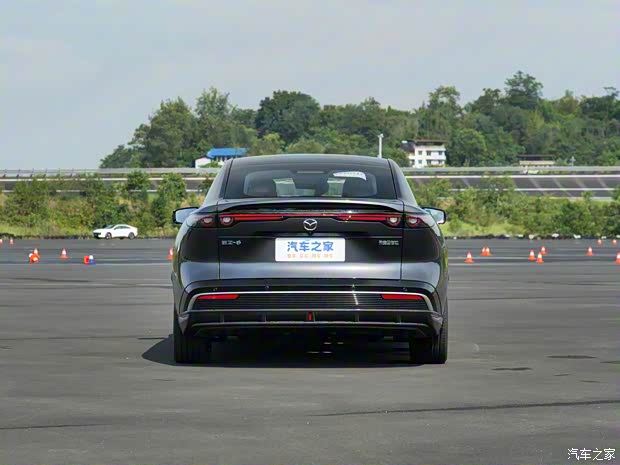 長(zhǎng)安馬自達(dá) 馬自達(dá)EZ-6 2024款 純電版高配