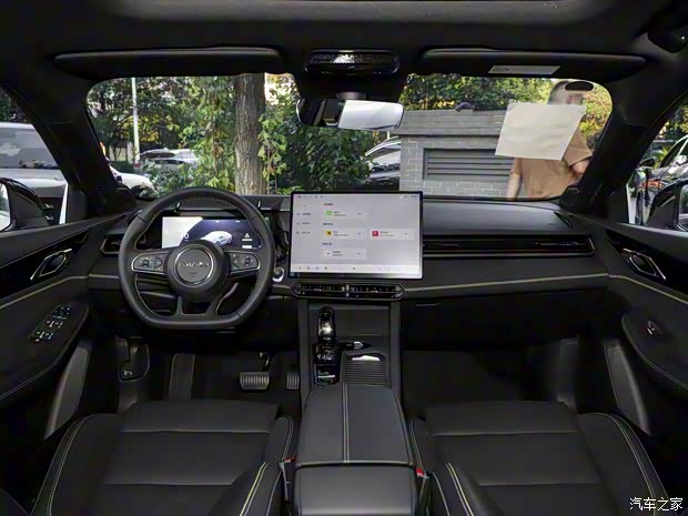 领克 领克03 2025款 1.5TD DCT冠军版