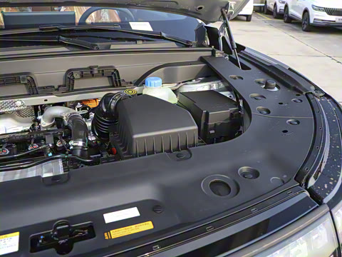 2025款 210Max增程版 5座 2025款 210Max增程版 5座