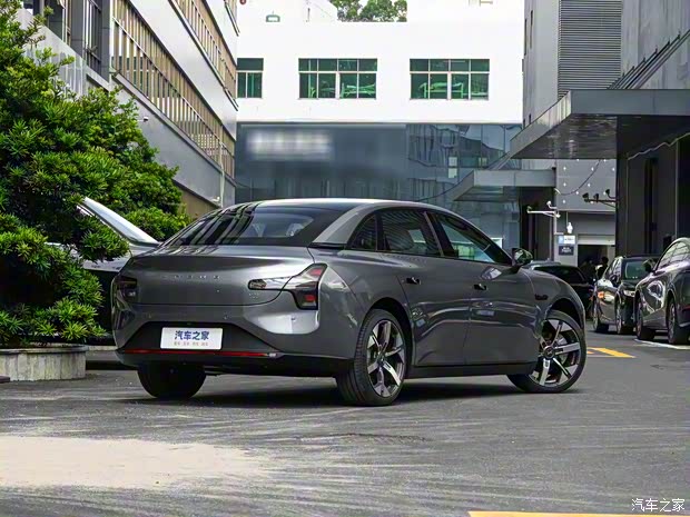 小鹏汽车 小鹏MONA M03 2025款 620