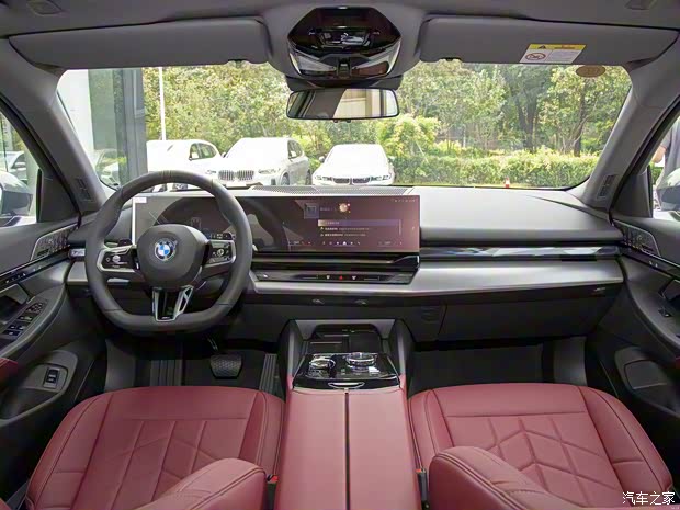 华晨宝马 宝马5系 2024款 530Li xDrive M运动套装 华晨宝马 宝马5系 2024款 530Li xDrive M运动套装