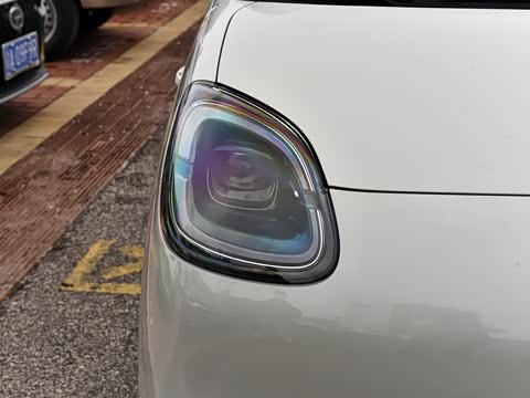 2025款 四门版 臻享+款 2025款 四门版 臻享+款