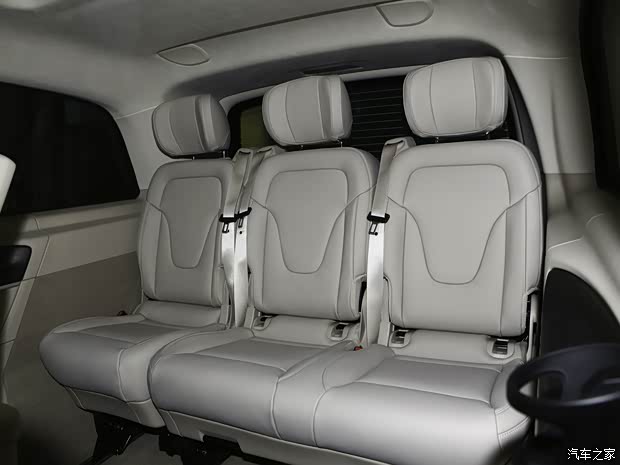 福建奔馳 奔馳V級 2024款 V 300 L 長軸距豪華版