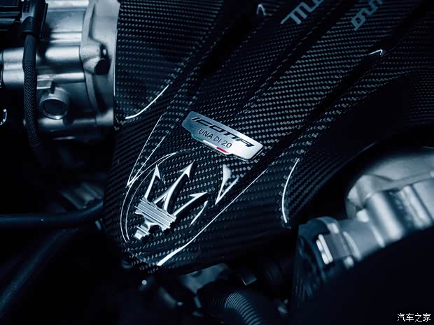 玛莎拉蒂 玛莎拉蒂MC20 2024款 3.0T Icona 玛莎拉蒂 玛莎拉蒂MC20 2024款 3.0T Icona