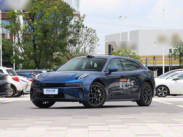 极氪 极氪001 2024款 WE版 100kWh 后驱 极氪 极氪001 2024款 WE版 100kWh 后驱