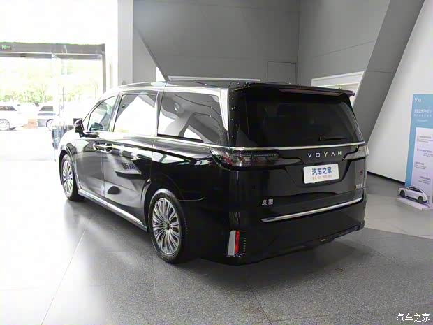 岚图汽车 岚图梦想家 2024款 私人定制版 岚图汽车 岚图梦想家 2024款 私人定制版