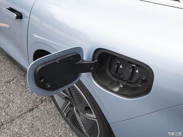 东风风行 星海S7 2024款 555km 尊享型 东风风行 星海S7 2024款 555km 尊享型