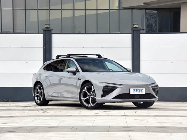 合众汽车 哪吒S猎装 2024款 增程300 PRO版