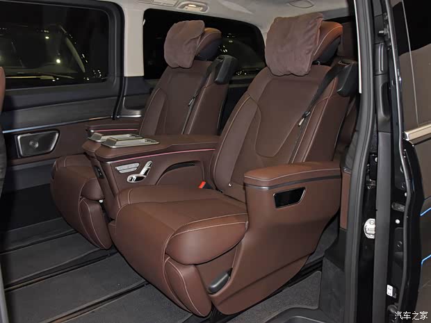 福建奔馳 奔馳V級 2024款 V 300 L 長軸距豪華版