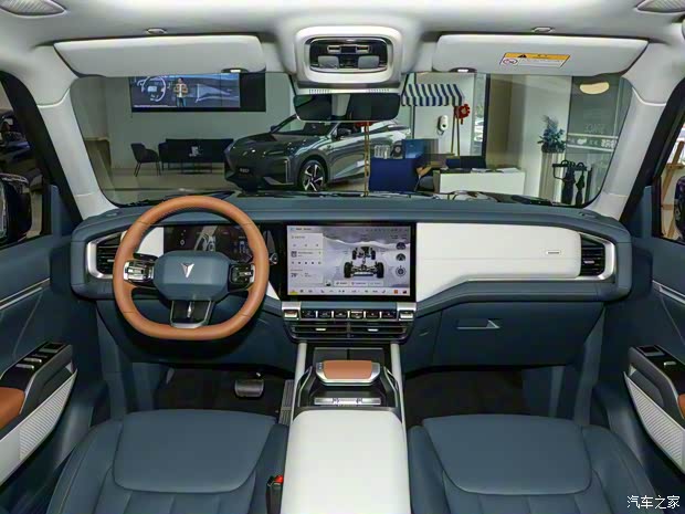 深藍(lán)汽車 深藍(lán)G318 2024款 四驅(qū)舒享版