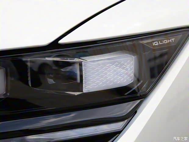 一汽-大众 迈腾 2024款 380TSI DSG至尊版 一汽-大众 迈腾 2024款 380TSI DSG至尊版