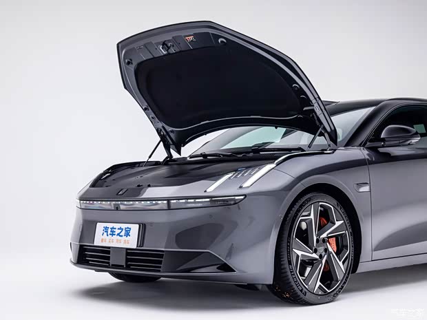 领克 领克Z10 2024款 702km 四驱智驾Ultra 领克 领克Z10 2024款 702km 四驱智驾Ultra