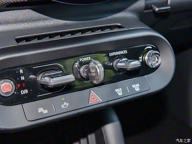 光束汽车 电动MINI ACEMAN 2024款 SE 赛车手 光束汽车 电动MINI ACEMAN 2024款 SE 赛车手