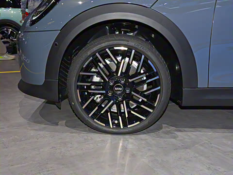 2025款 2.0T COOPER S CABRIO 白日星尘限定配色 2025款 2.0T COOPER S CABRIO 白日星尘限定配色