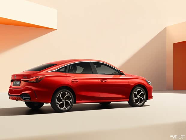 上汽集團 MG5 2025款 基本型 上汽集團 MG5 2025款 基本型