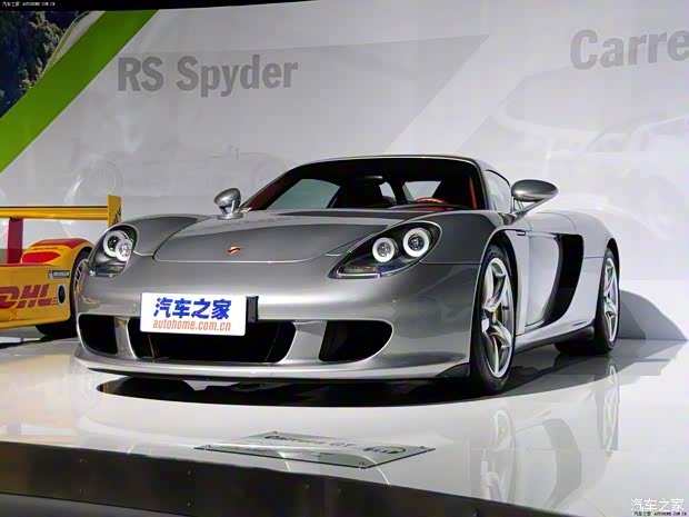 保時(shí)捷 Carrera GT 2004款 5.7L 標(biāo)準(zhǔn)型