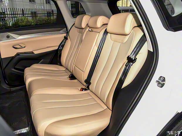 比亚迪 宋Pro新能源 2025款 DM-i 115KM超越型 比亚迪 宋Pro新能源 2025款 DM-i 115KM超越型