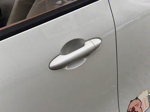 2025款 四门版 臻享+款 2025款 四门版 臻享+款