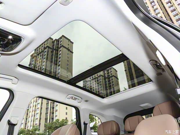 奇瑞汽车 瑞虎8 L 2024款 2.0T 两驱尊贵版 5座 奇瑞汽车 瑞虎8 L 2024款 2.0T 两驱尊贵版 5座
