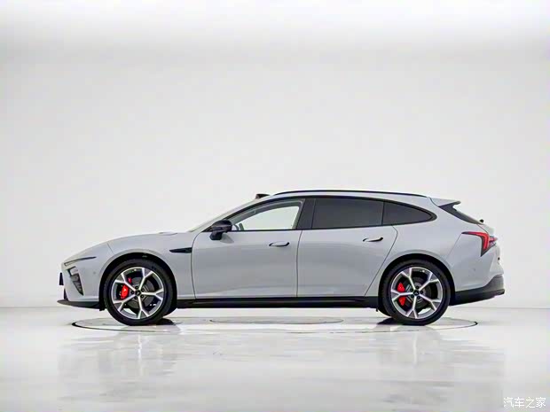 合眾汽車 哪吒S獵裝 2024款 純電640 AWD Max版