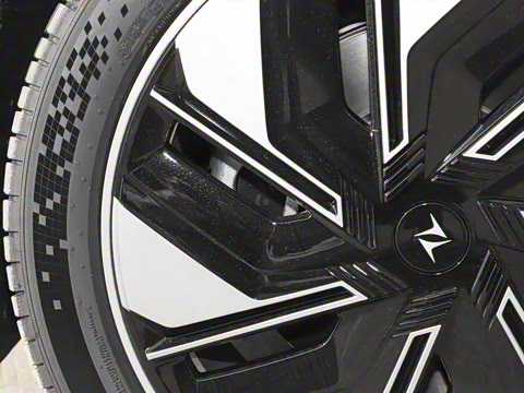 2025款 636Max纯电版 5座 2025款 636Max纯电版 5座