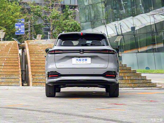 长安汽车 长安CS75 PLUS 2025款 第四代 1.5T 试装车 长安汽车 长安CS75 PLUS 2025款 第四代 1.5T 试装车