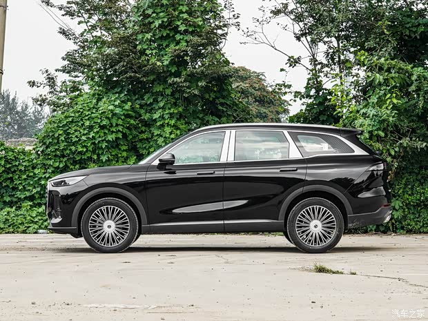 奇瑞汽车 瑞虎8 L 2024款 2.0T 两驱豪华版 7座 奇瑞汽车 瑞虎8 L 2024款 2.0T 两驱豪华版 7座