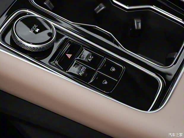 奇瑞汽车 瑞虎8 L 2024款 2.0T 两驱豪华版 7座 奇瑞汽车 瑞虎8 L 2024款 2.0T 两驱豪华版 7座