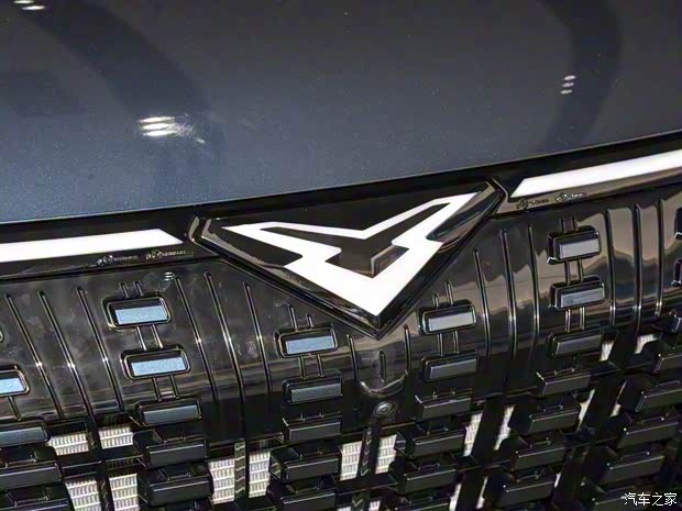 凯翼汽车 凯翼昆仑新能源 2024款 昆仑iHD 150km山峰版 凯翼汽车 凯翼昆仑新能源 2024款 昆仑iHD 150km山峰版