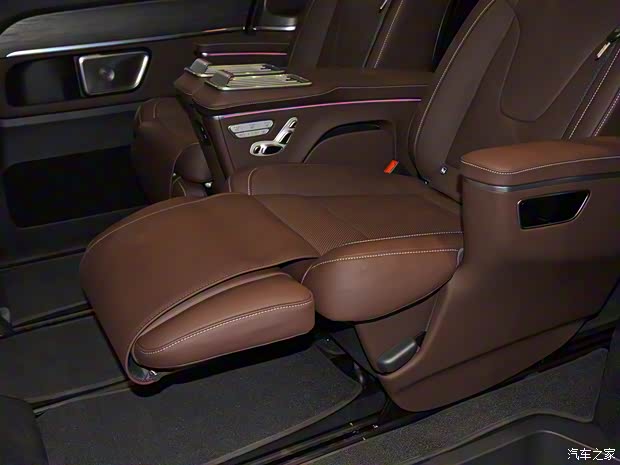 福建奔馳 奔馳V級 2024款 V 300 L 長軸距豪華版