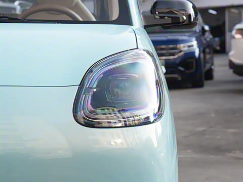 2025款 四门版 臻享款 2025款 四门版 臻享款