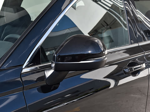 2024款 2.0L e:HEV 两驱智睿版 2024款 2.0L e:HEV 两驱智睿版