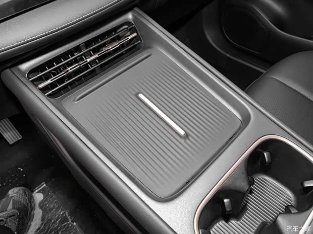 上汽通用五菱 寶駿云海 2024款 600km 純電版