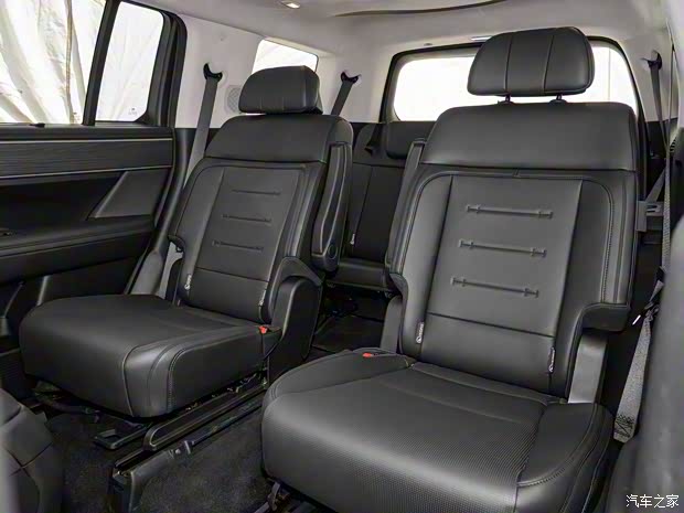 北京现代 胜达 2024款 2.0T 四驱TOP HTRAC