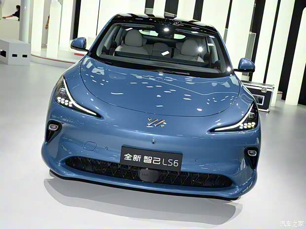 智己汽车 智己LS6 2025款 579kW 四驱 智己汽车 智己LS6 2025款 579kW 四驱