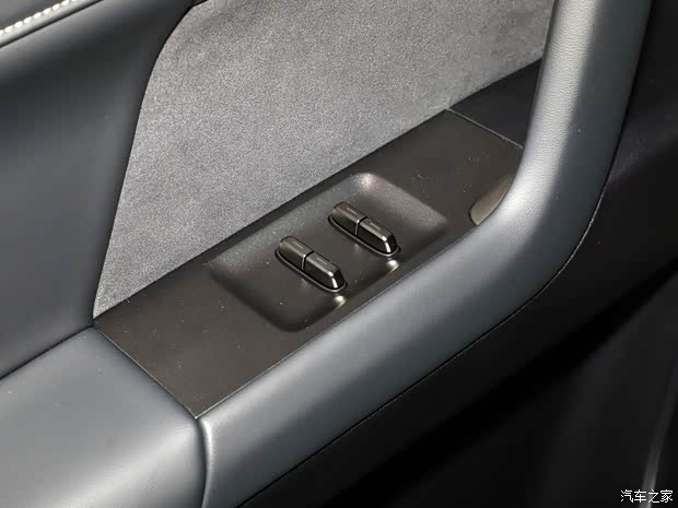 奇瑞新能源 奇瑞iCAR 03T 2024款 501km 四驱长续航版 奇瑞新能源 奇瑞iCAR 03T 2024款 501km 四驱长续航版