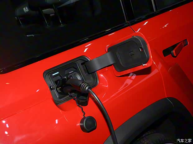 奇瑞新能源 奇瑞iCAR 03T 2024款 501km 四驱长续航版 奇瑞新能源 奇瑞iCAR 03T 2024款 501km 四驱长续航版