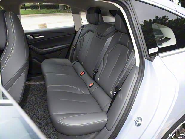 東風(fēng)風(fēng)行 星海S7 2024款 555km 悅享版