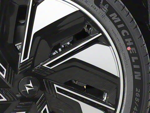 2025款 636Max纯电版 5座 2025款 636Max纯电版 5座