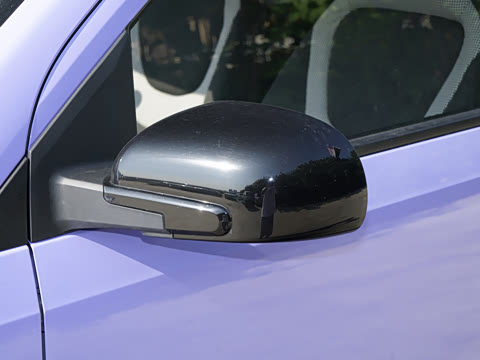 2024款 第三代 215km 青春版 2024款 第三代 215km 青春版