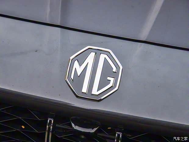 上汽集团 MG5 2024款 300TGI DCT高配版 上汽集团 MG5 2024款 300TGI DCT高配版