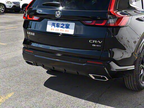 2024款 2.0L e:HEV 两驱智睿版 2024款 2.0L e:HEV 两驱智睿版